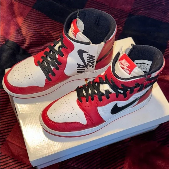 Nike Air Jordan 1 **Rare**Red and White Womens Sneakers - Picture 3 of 7